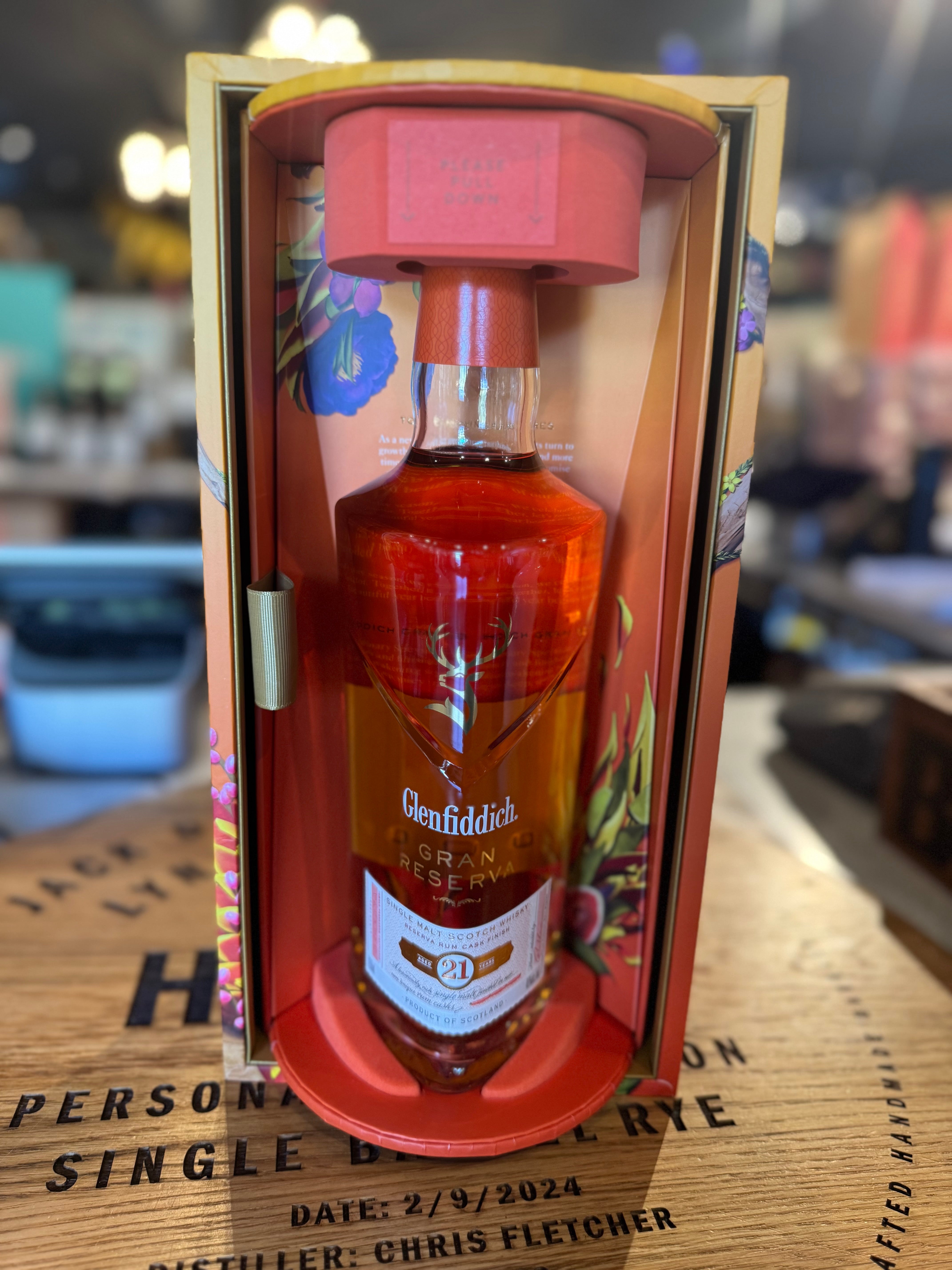 Glenfiddich 21 Year Old Reserva Rum Cask Finish New year Design 750ML